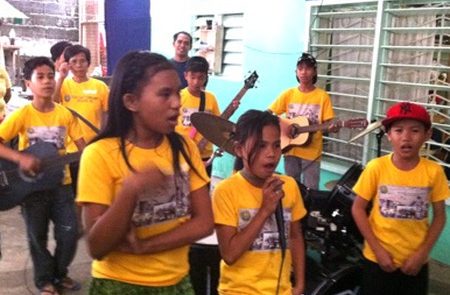 Dianne Farinas singing SIAC Jan 2016