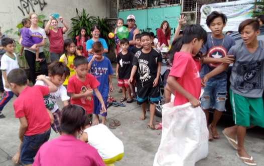 Christmas-potato sack race-Dec2017